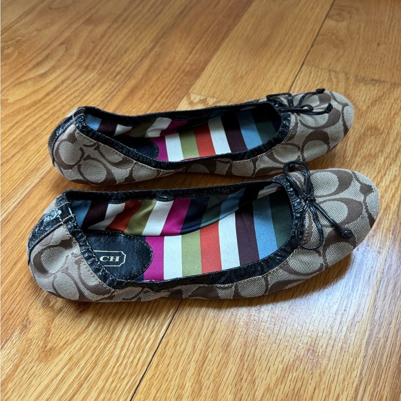 Coach Signature Ballet Flats Size 9 - Picture 3 of 4